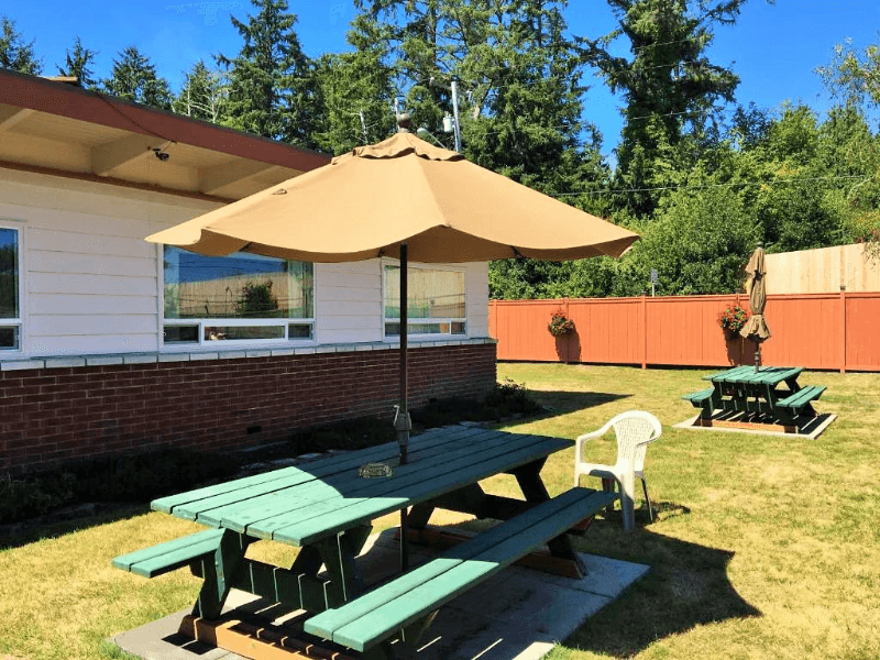 Westport Apartment: 971 N Montesano St
