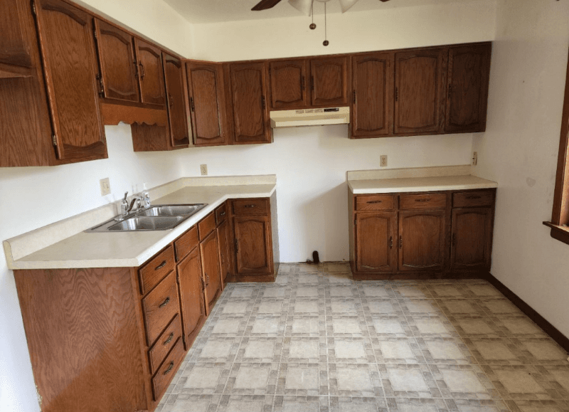 Ellwood City Apartment: 436 Chapel Drive
