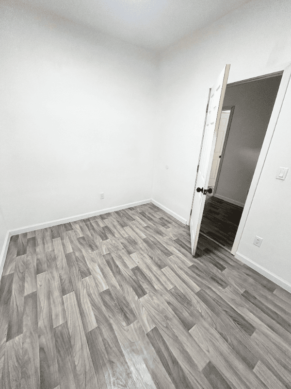 Flint Twp Multiplex: G3447 Barth St