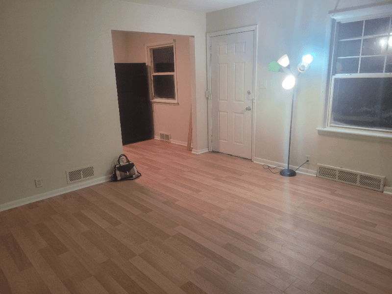 Rockford Apartment: 1005 Garfield Ave, Rockford IL