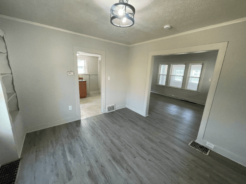 East Cleveland House: 14005 Scioto Road