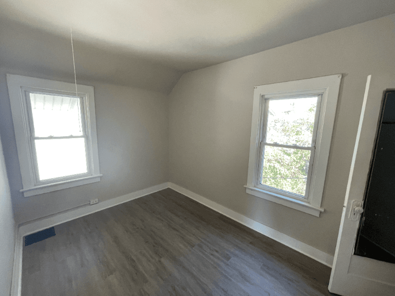 East Cleveland House: 14005 Scioto Road