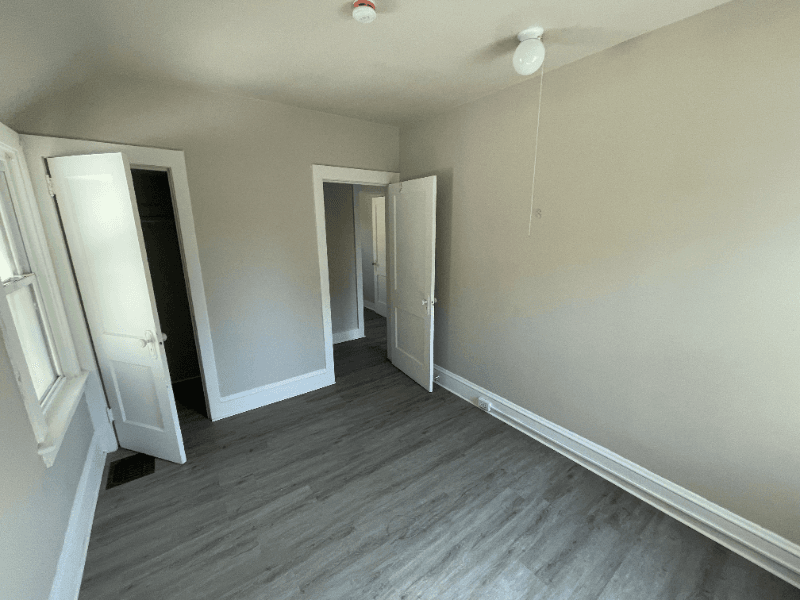 East Cleveland House: 14005 Scioto Road