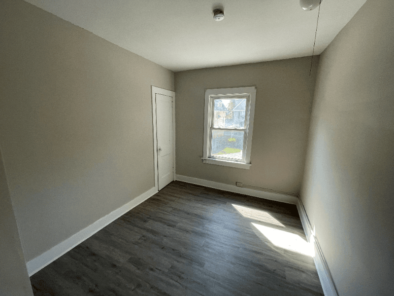 East Cleveland House: 14005 Scioto Road