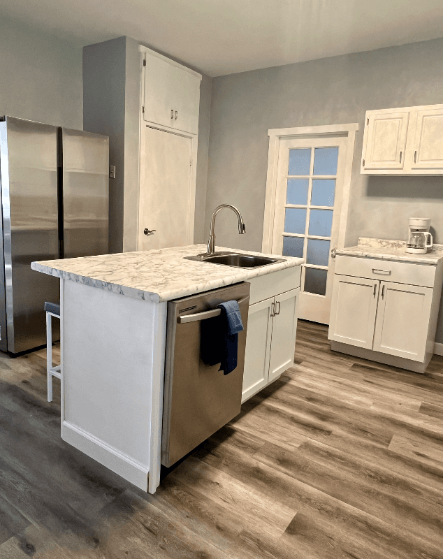 Cincinnati House: 5112 Ravenna