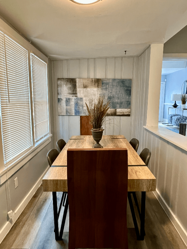 Cincinnati House: 5112 Ravenna