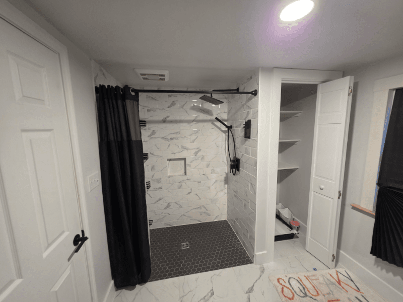 Sanford Single Room: 134 School St - Single Room