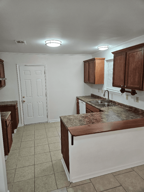 Baton Rouge House: 3114 Vancouver Dr