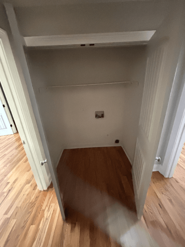 Ellenwood Multiplex: 5870 Sherwood Place