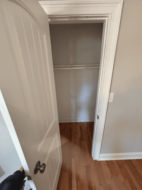 Ellenwood Multiplex: 5870 Sherwood Place