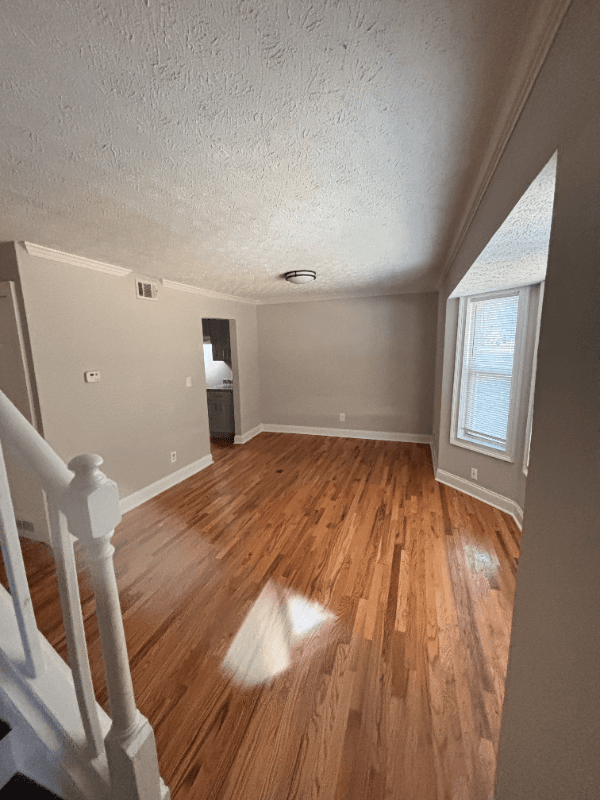 Ellenwood Multiplex: 5870 Sherwood Place