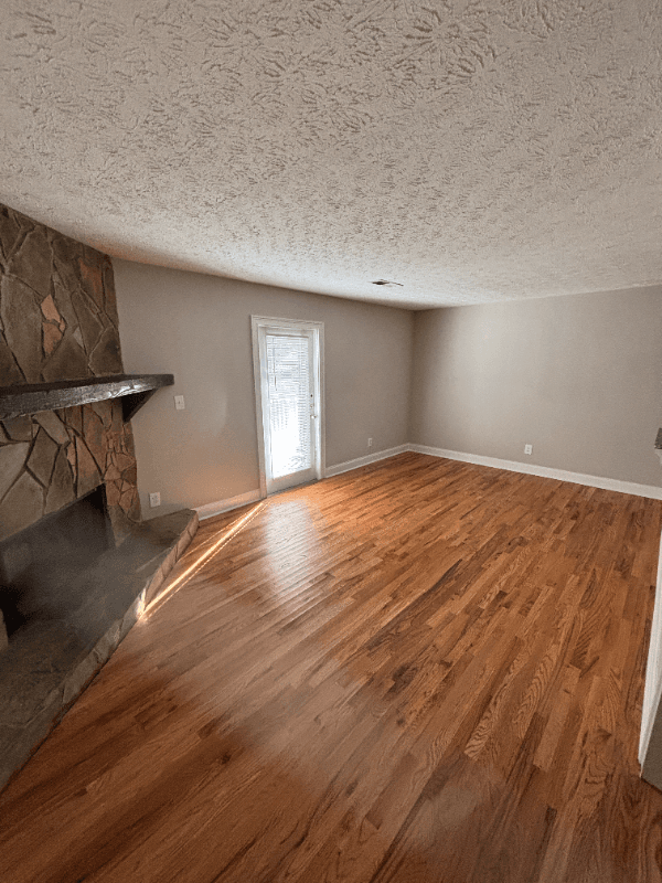 Ellenwood Multiplex: 5870 Sherwood Place