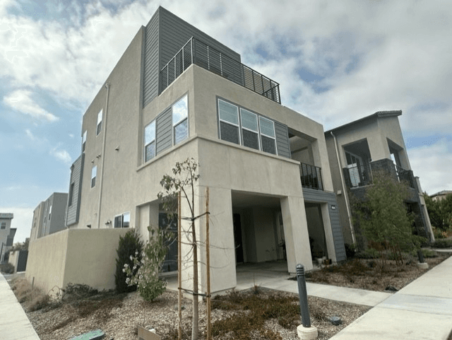 Irvine House: 139 Glance