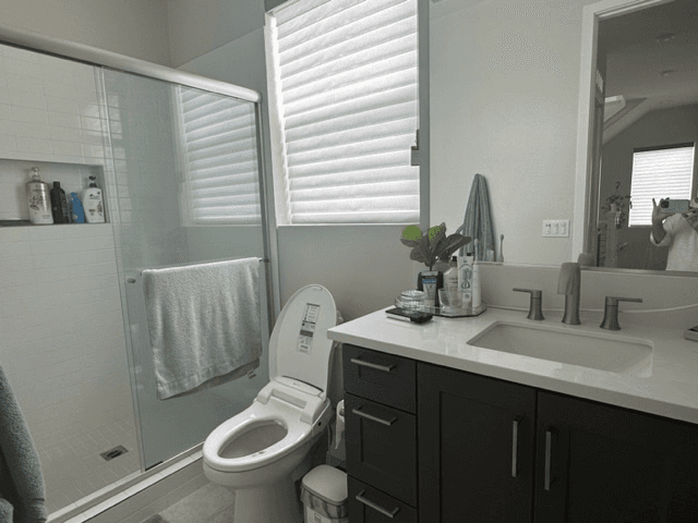 Irvine House: 139 Glance