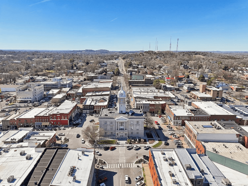 Columbia Townhome: 107 E 9th St