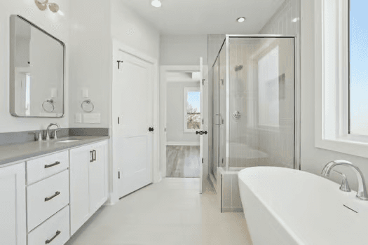 Columbia Townhome: 107 E 9th St