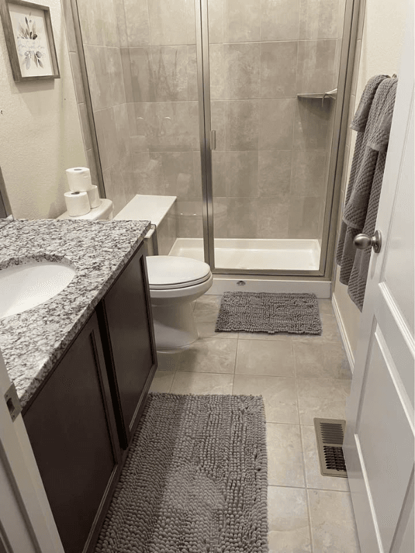 Thornton Single Room: 2656 E 163rd Ave