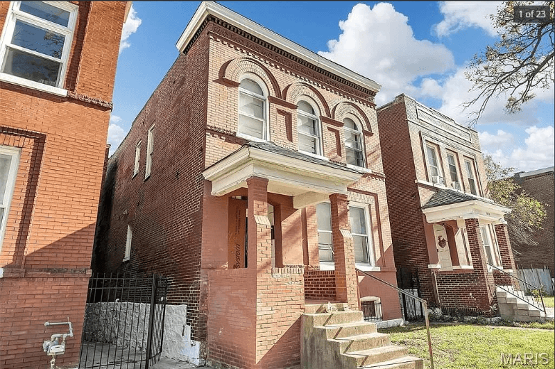Saint Louis House: 2648 California Ave