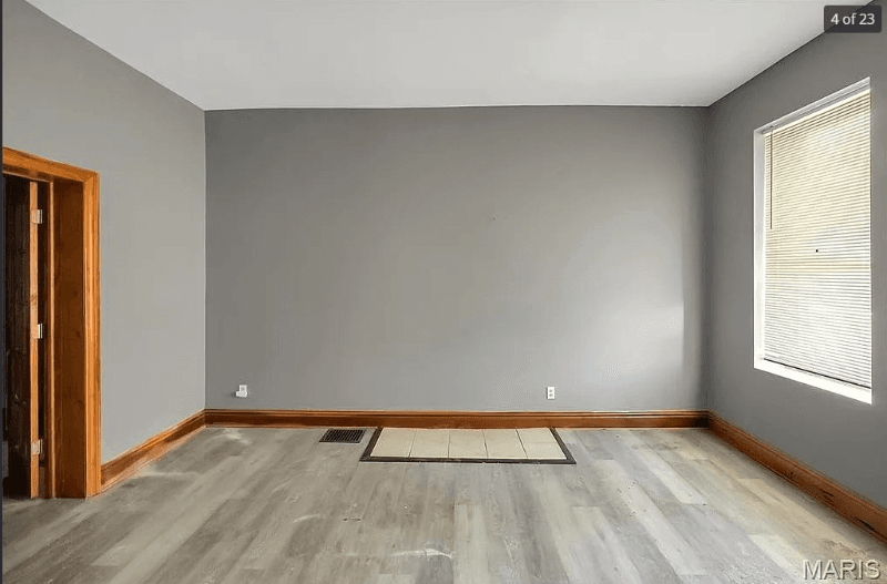 Saint Louis House: 2648 California Ave