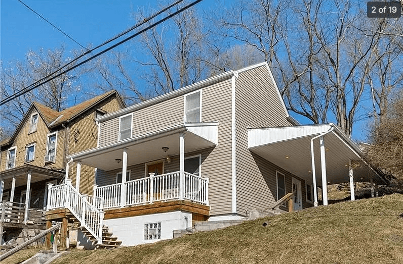 Oakmont House: 635 Valley St