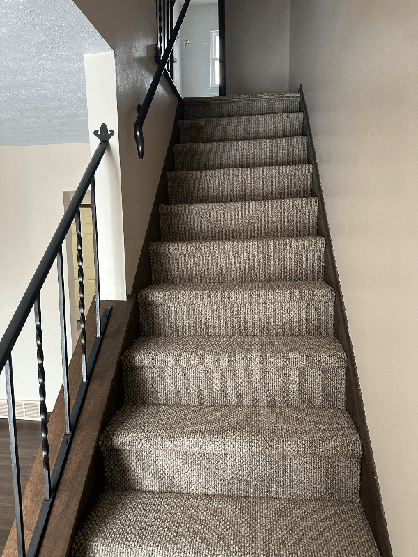 Marysville Apartment: 270 Stocksdale Dr.