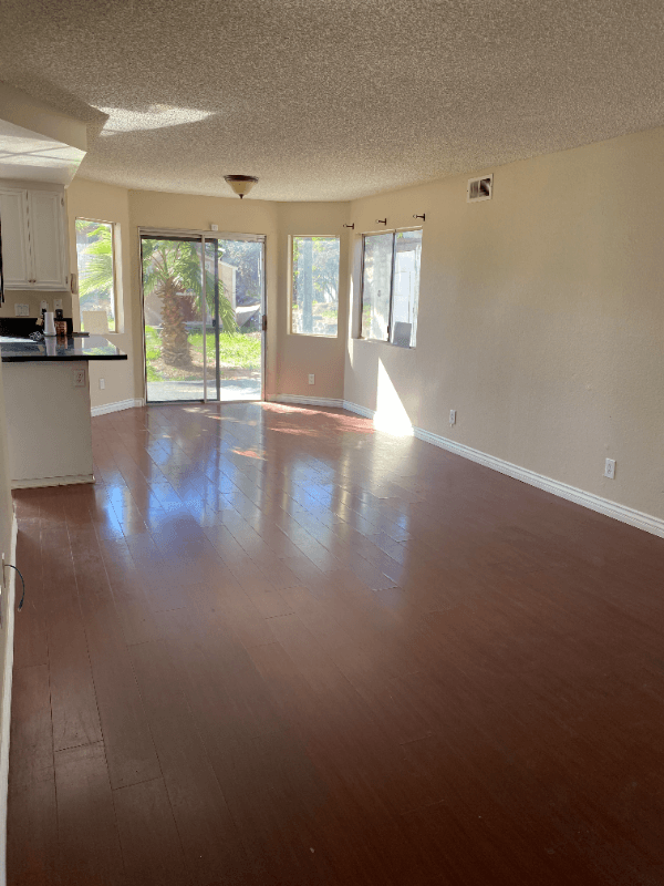 Lake Elsinore House: 16502 Mango Way
