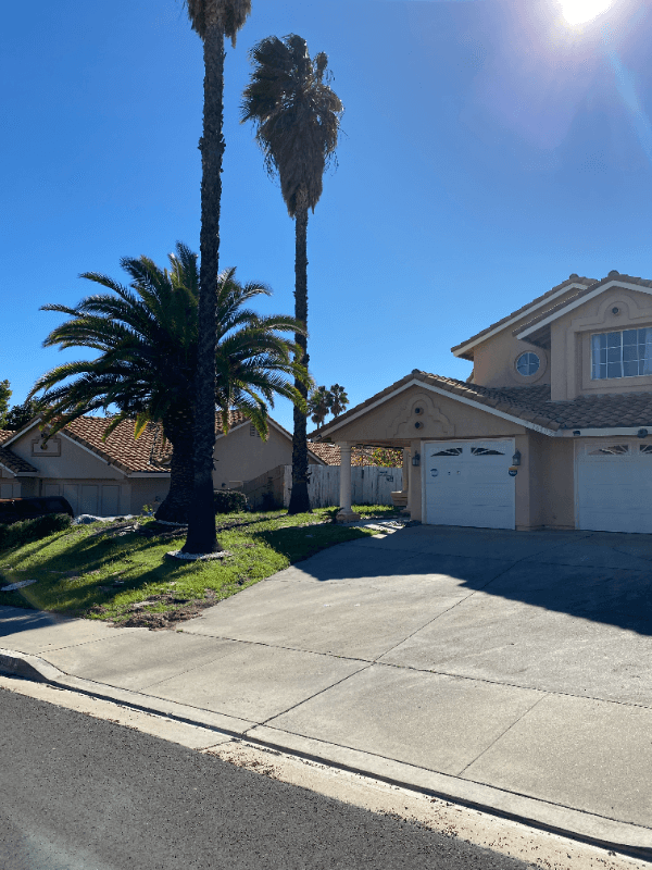 Lake Elsinore House: 16502 Mango Way