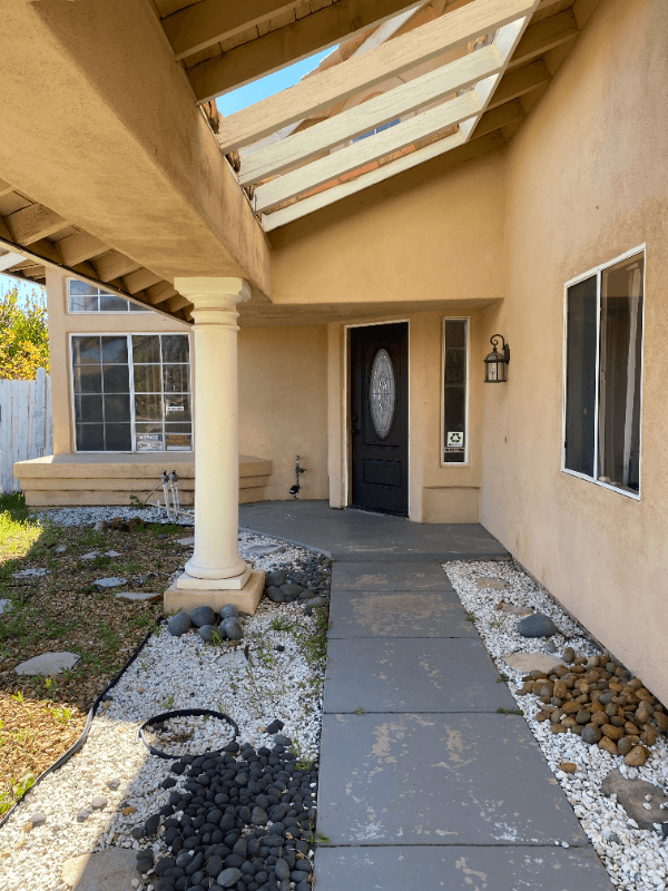 Lake Elsinore House: 16502 Mango Way