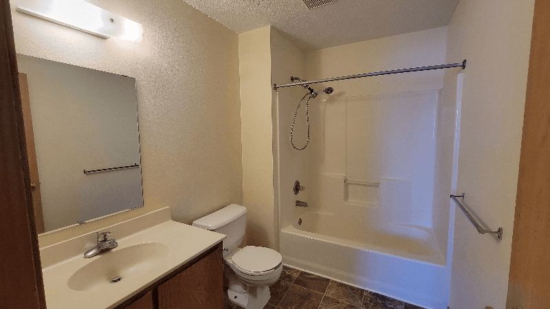 Benson Townhome: 1049 13th St N