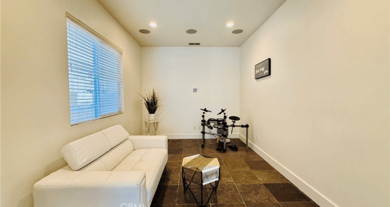 Jurupa valley Single Room: 11958 sunstone ct