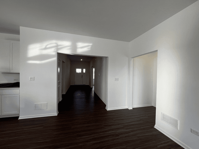 Plainfield House: 14913 S Dyer Lane