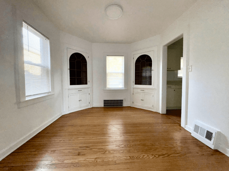 Milwaukee House: 4508 S Burrel St