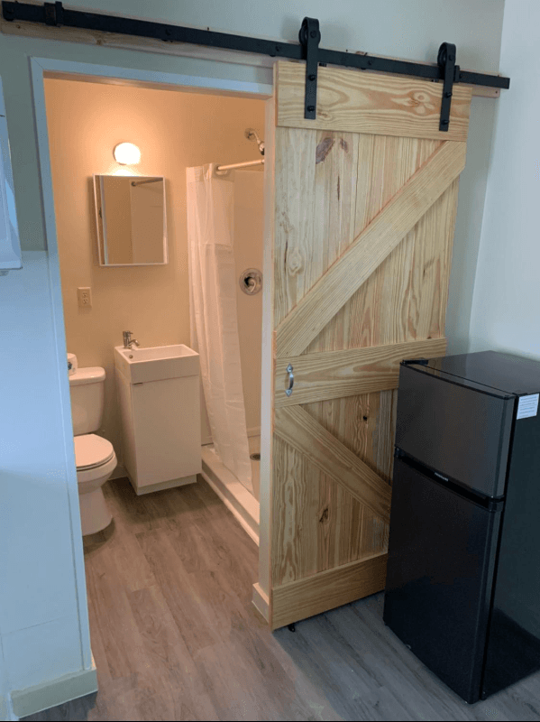 Lake City Apartment: 1380 E Duval St
