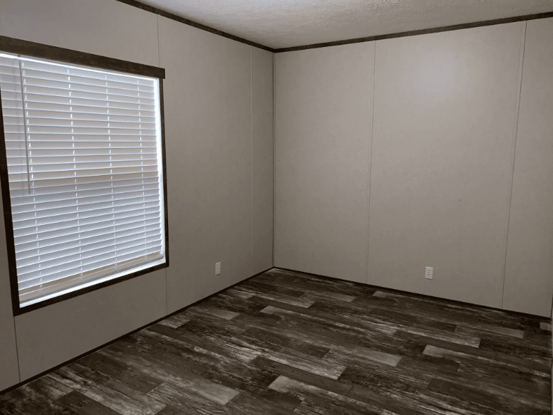 Bristol House: 54686 County Rd 19