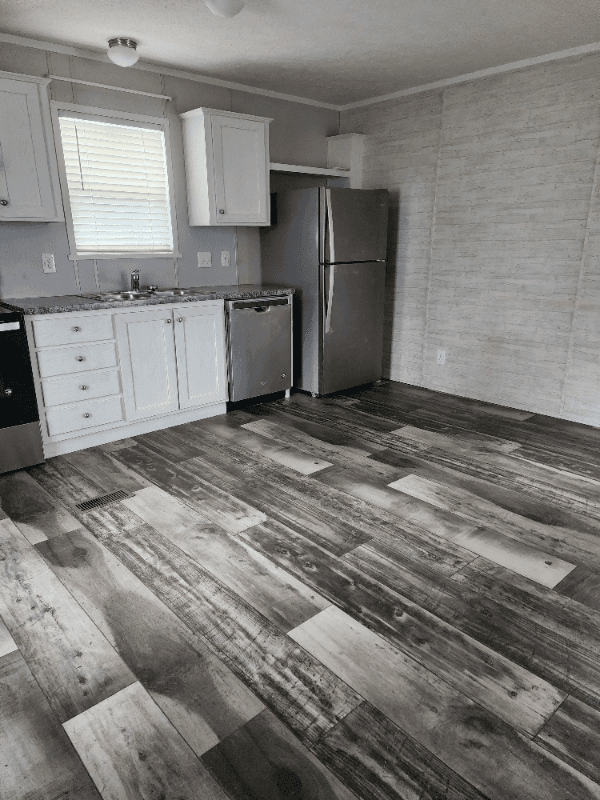 Bristol House: 54686 County Rd 19