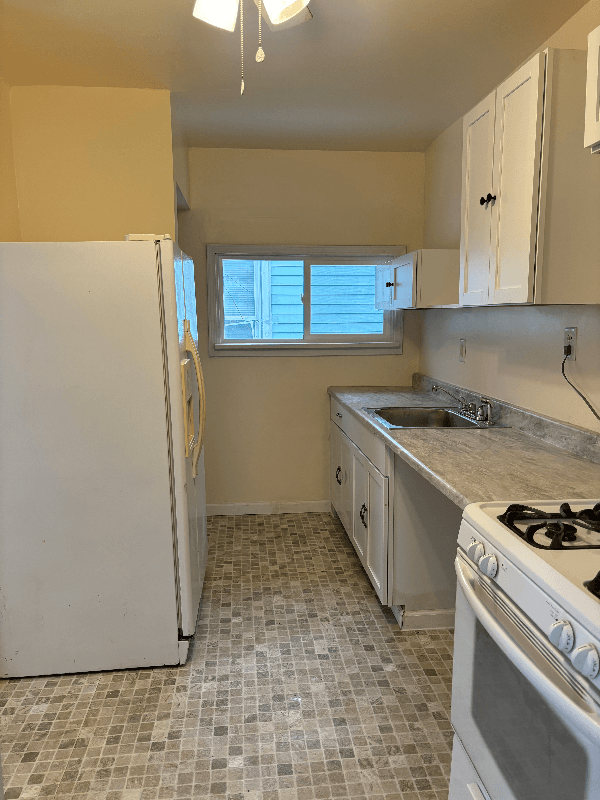Decatur House: 505 S 17th St