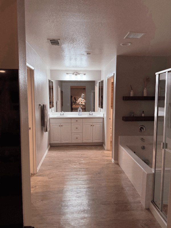 Fallbrook House: 35540 ASTURIAN WAY