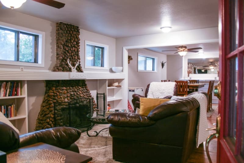 Colorado Springs House: 307 Cheyenne Blvd