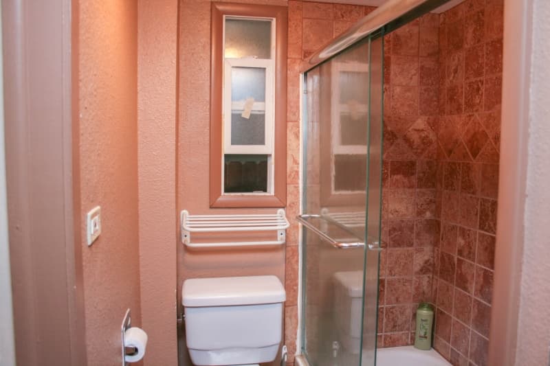 Colorado Springs House: 307 Cheyenne Blvd