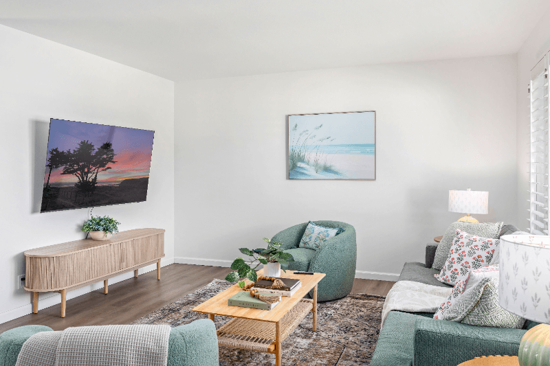 Santa Barbara House: 4905 Rhoads Ave