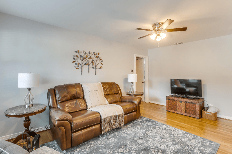 Fort Worth House: 4704 Collinwood