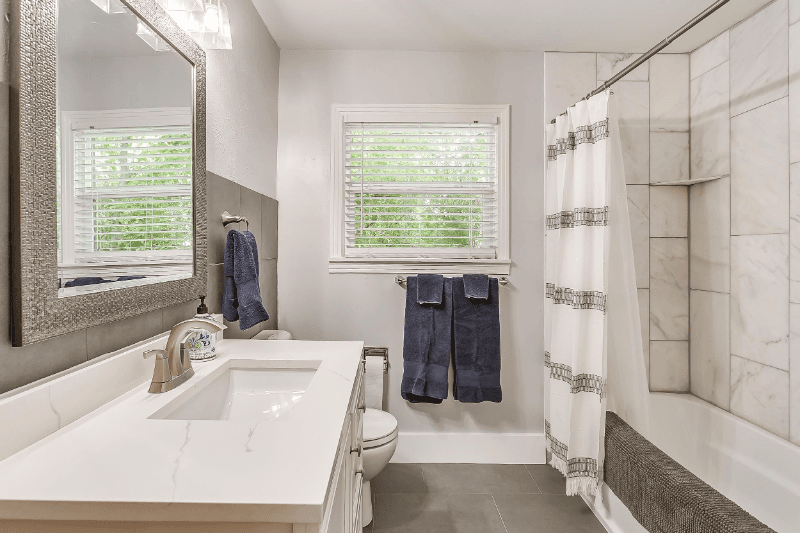 Fort Worth House: 4704 Collinwood
