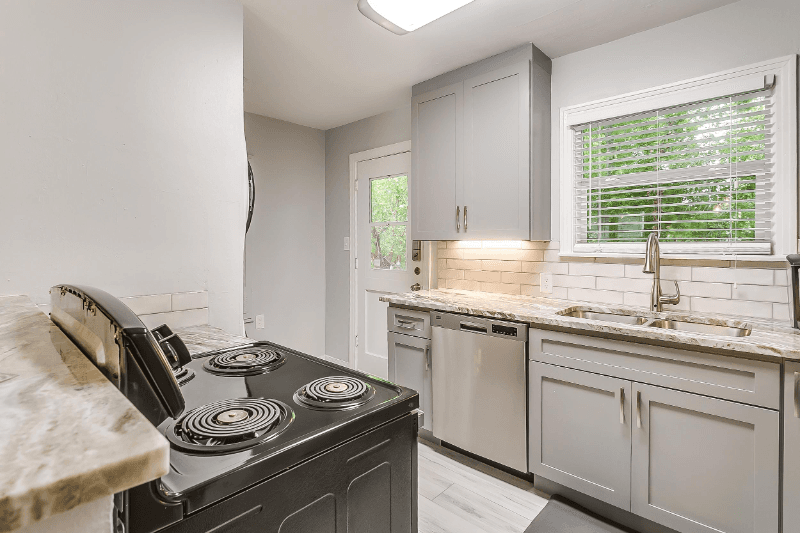 Fort Worth House: 4704 Collinwood