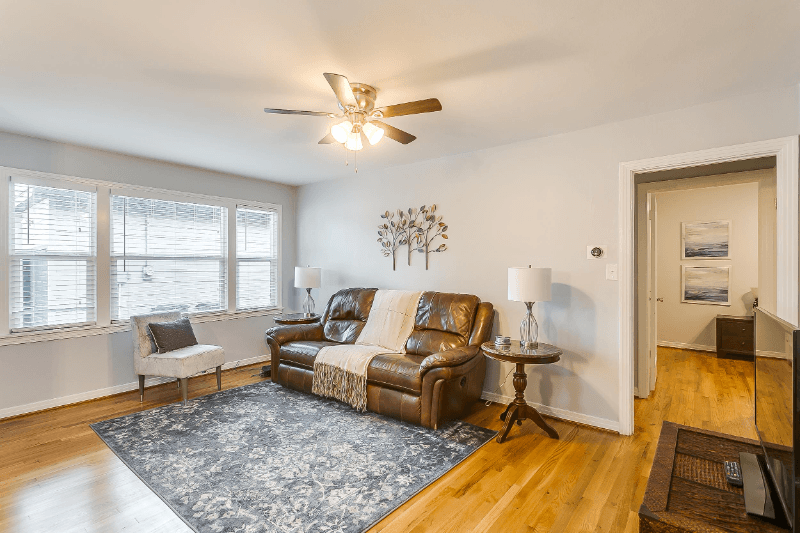 Fort Worth House: 4704 Collinwood