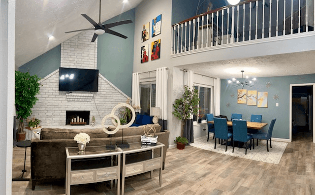 katy House: 22107 deville dr