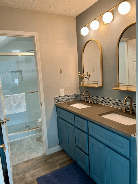 katy House: 22107 deville dr