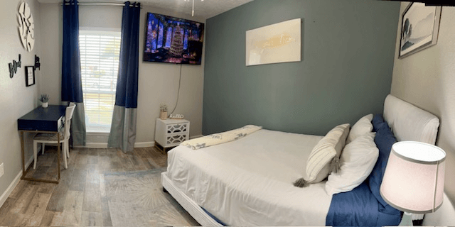 katy House: 22107 deville dr
