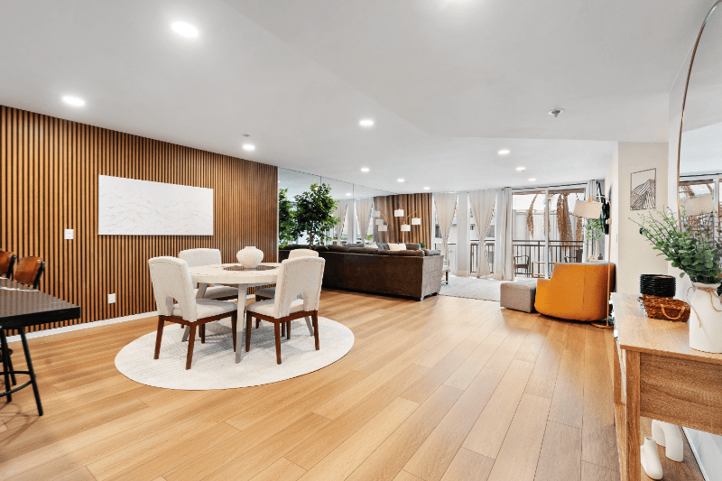 San Diego Condo: 2414 Front St