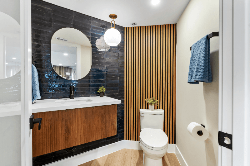 San Diego Condo: 2414 Front St