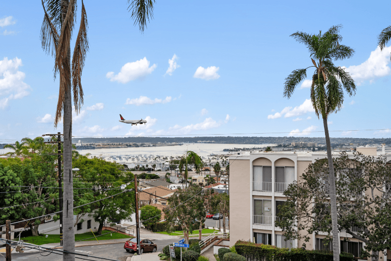 San Diego Condo: 2414 Front St